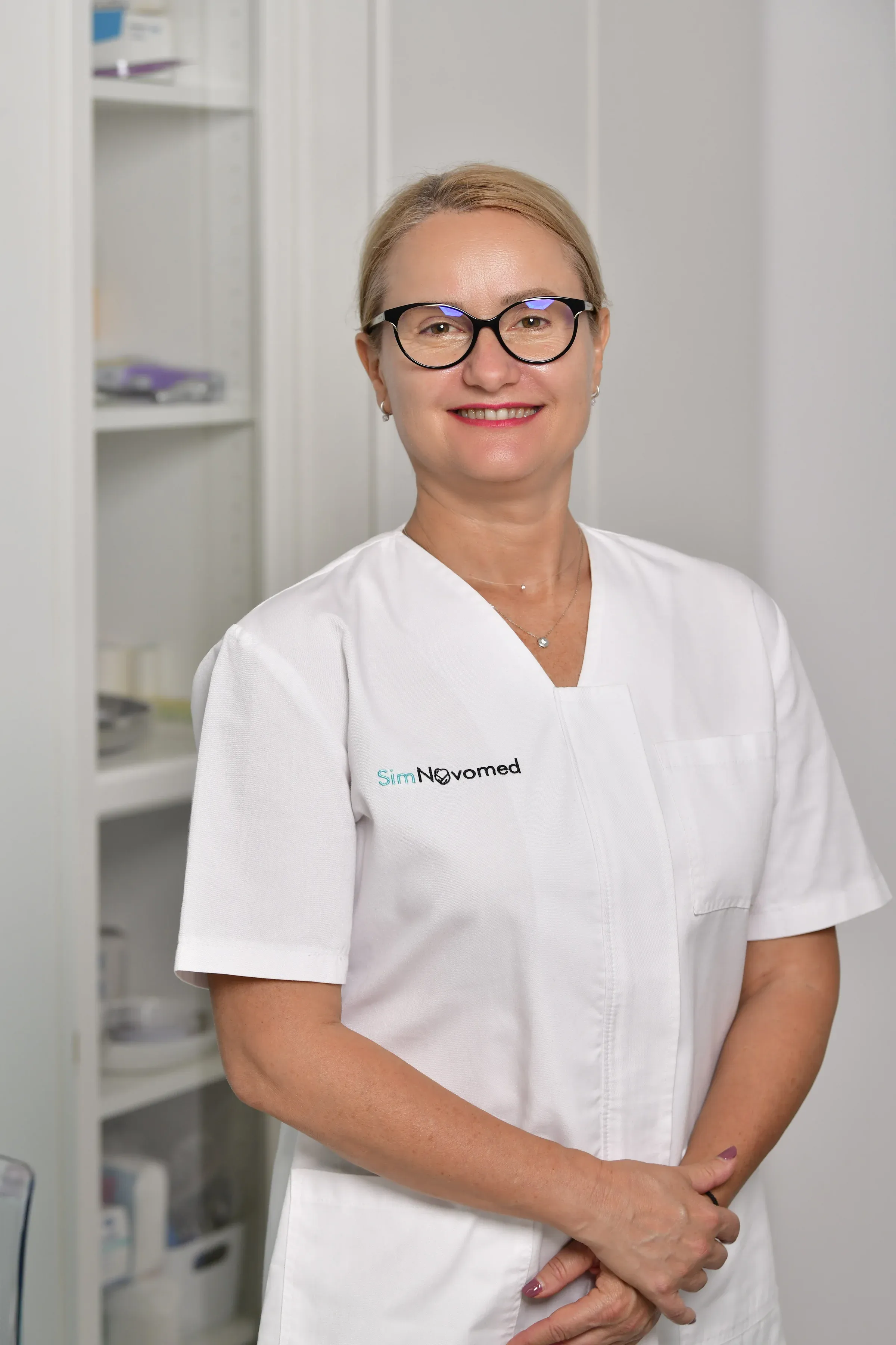 Galerie Simnovomed - laura tudoran alb.C7RSb0Je